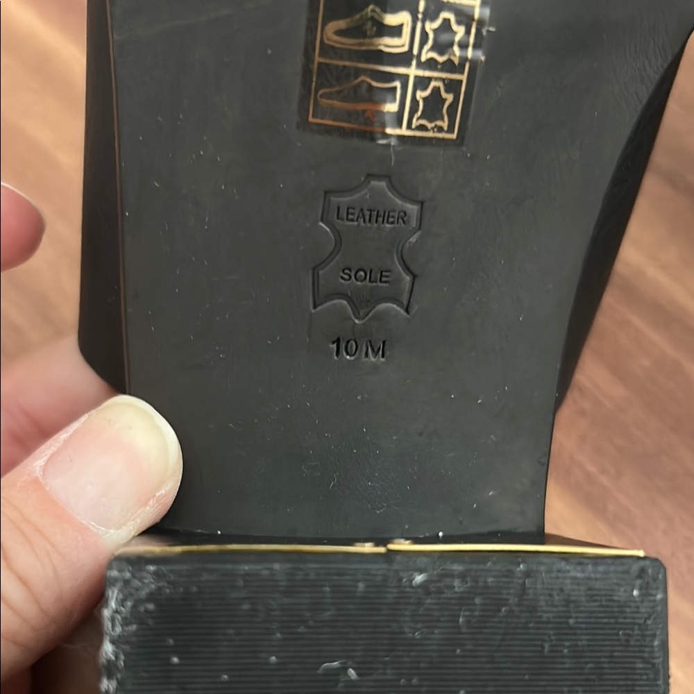 Tory Burch Black Sandals with Gold Accents - Picture 6 of 8
